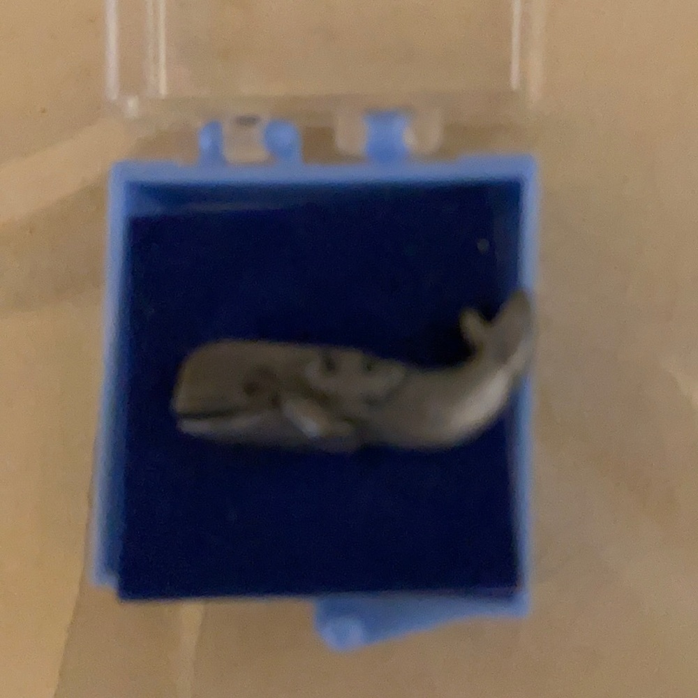 Rare vintage Ballou pin (whale)
